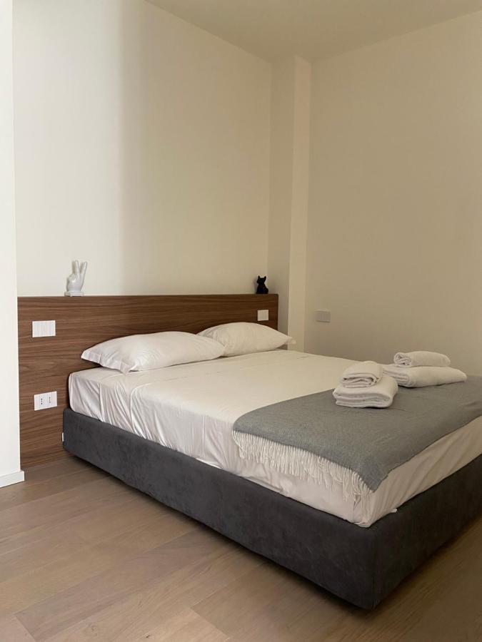 Torino 64 - Duomo City Center Luxury Apartment Perfect X2! 米兰 外观 照片