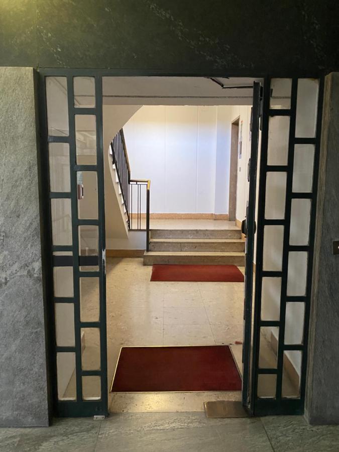 Torino 64 - Duomo City Center Luxury Apartment Perfect X2! 米兰 外观 照片